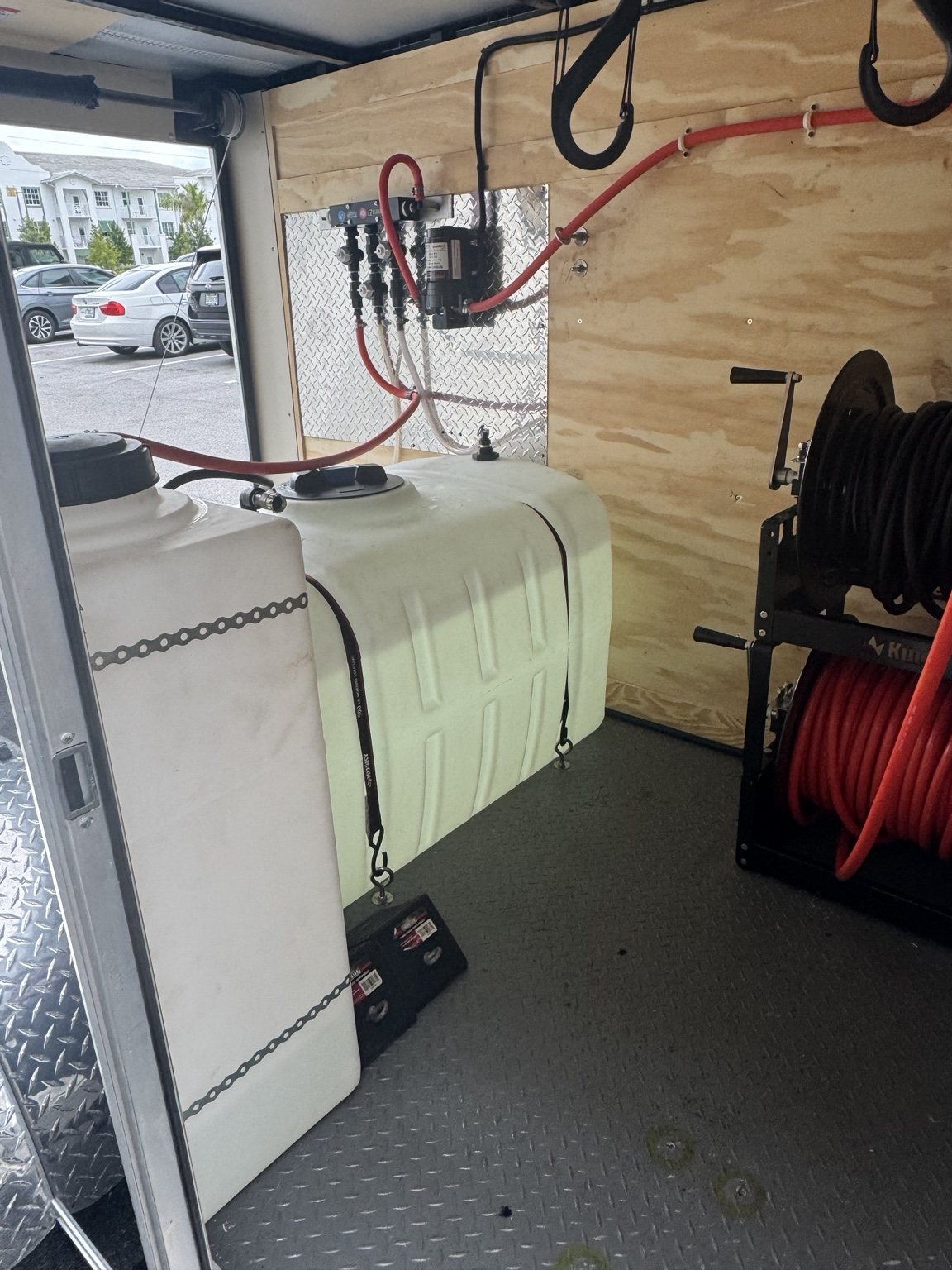 Hose reels and trailer layout